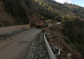 Seremi del MOP monitorea en terreno caminos, cauces y agua potable rural