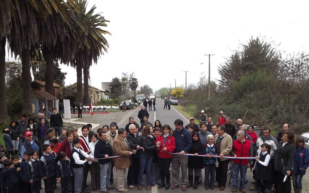 MOP inauguró obras en Molina y anunció caminos básicos para la Región